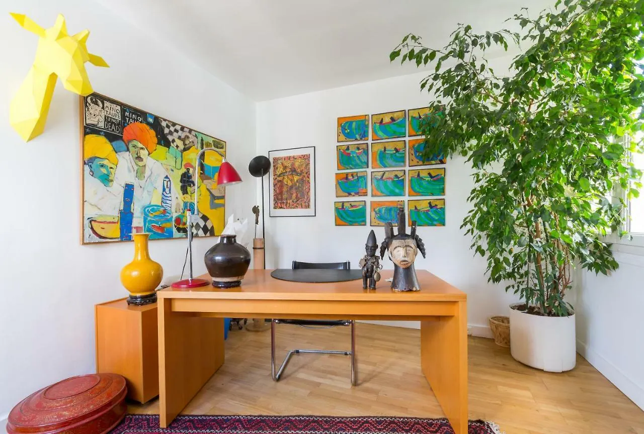 Veeve - The Art Archive Apartment Aulnay-sous-Bois